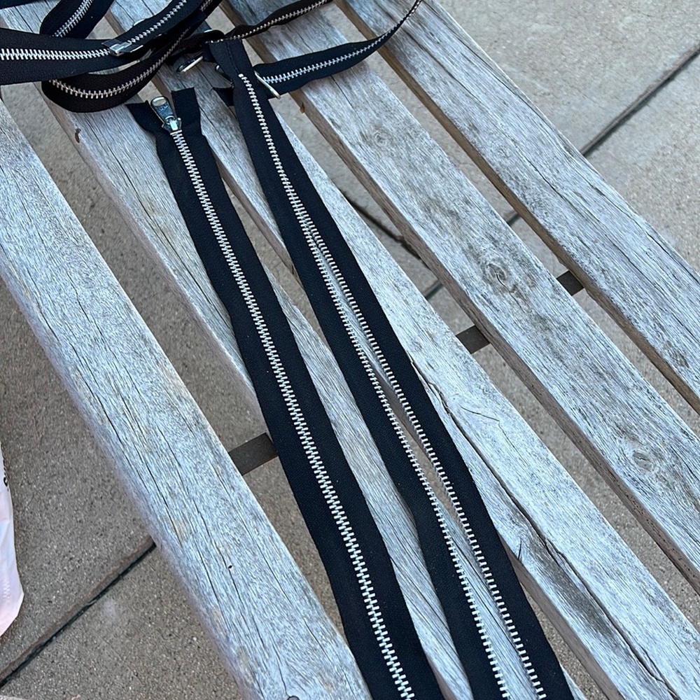 Double sided talon zippers